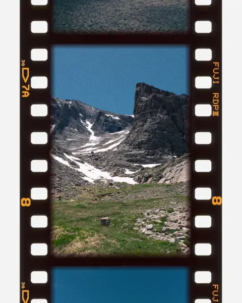 The jagged peaks of the rocky terrain that make up the acent to longs peaks summit at about 14,400ft.